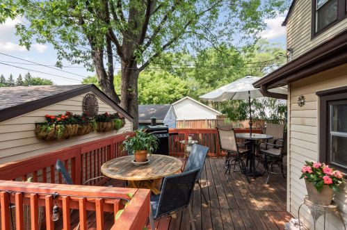1008 James Ave, Saint Paul MN  55102-3333 exterior