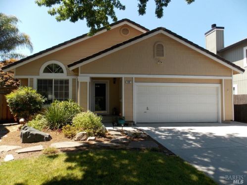 500 Quaking Aspen Ln, Windsor, CA 95492-8120