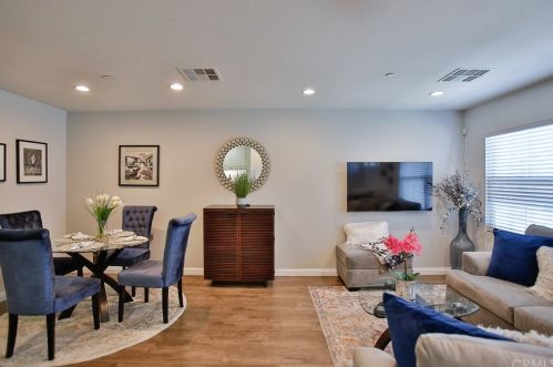 146 Hedge Bloom, Irvine CA  92618-1517 exterior