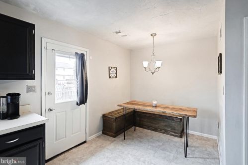 125 Edward St, Hanover PA  17331-2728 exterior