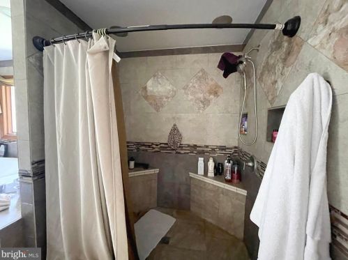 2053 Mayflower Dr, Silver Spring MD 20905-5564 exterior