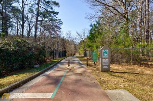 681 Ferris St, Atlanta GA  30310-2263 exterior