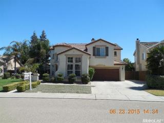 2040 Licstal Ct, Manteca, CA 95337-6655