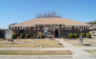 3133 Landover Dr, Carrollton TX  75007-3933 exterior