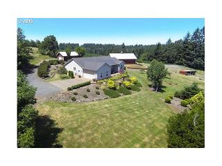 19501 Herring Ln, Newberg OR  97132-7284 exterior