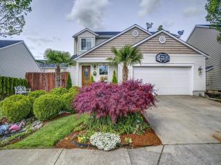 2254 Gray St, Cornelius, OR 97113-7386