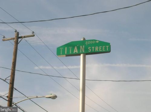 1257 23 St, Philadelphia PA 19146-4115 exterior