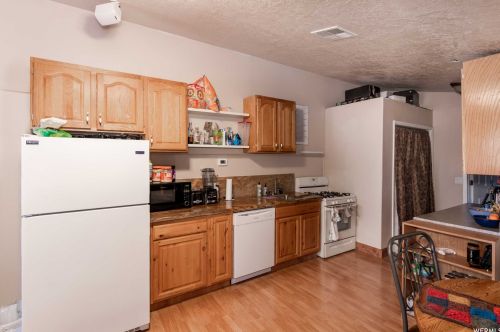 2238 1950, Saint George UT 84790-6237 exterior