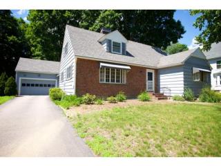 16 Highland St, Dover, NH 03820-3302