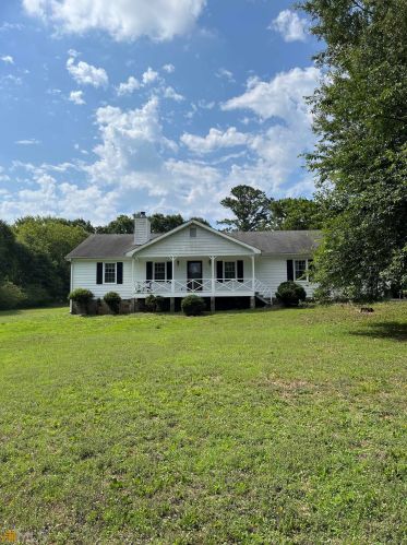 4070 Habersham Cir, Porterdale, GA 30014-0523