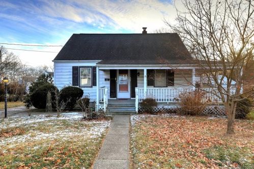 125 Mayflower Pl, Milford, CT 06460-4560