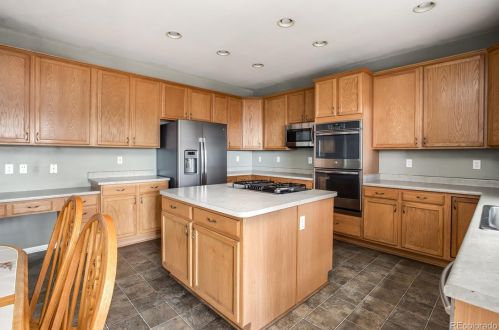 11577 Larkspur Dr, Parker CO 80134-7127 exterior