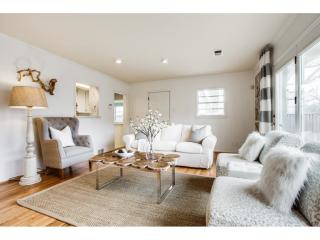 7439 Colgate Ave, Dallas TX  75225-4508 exterior