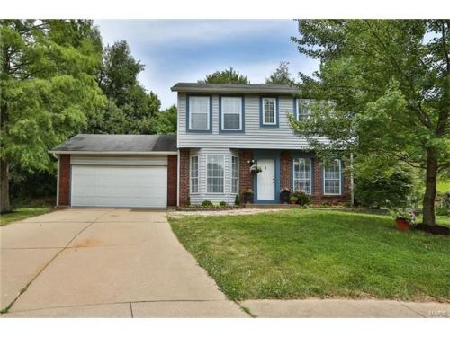4106 Bridgeton Greens Dr, Hazelwood, MO 63044-3526
