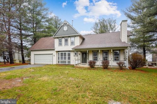 11052 Bishopsgate Ct, Herndon, VA 20194-1401