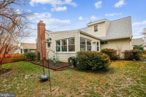 2225 Luzerne Ave, Silver Spring MD 20910-2135 exterior