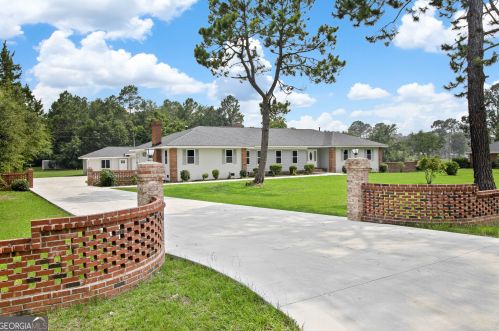 1602 Gardenia Ave, Albany, GA 31701-7402