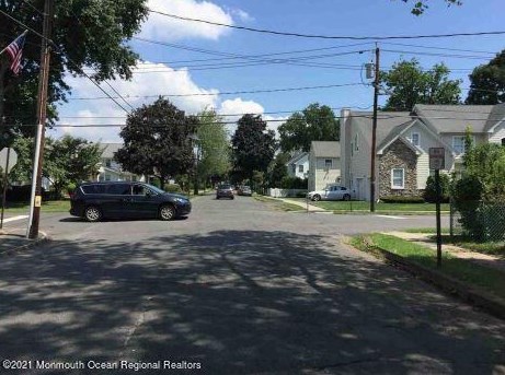 1928 Bartle Ave, Scotch Plains, NJ 07076-1213