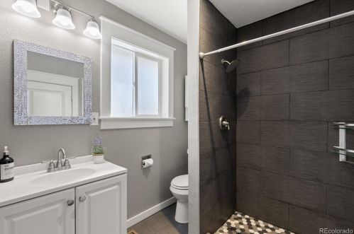 4001 Lincoln St, Englewood CO 80113-4647 exterior