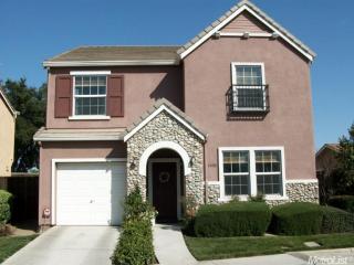 1405 Cat Tail Dr, Stockton, CA 95204-1764