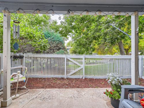 2795 Lansing Way, Aurora CO  80014-3064 exterior