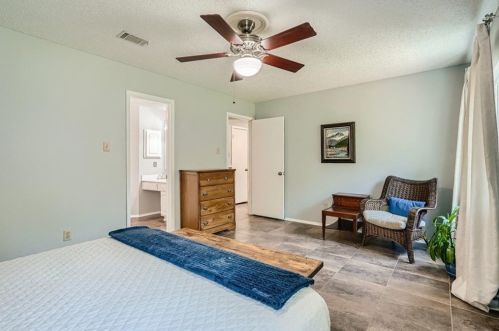 6555 Fair Vly Trl, Austin TX  78749-1266 exterior