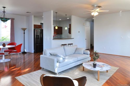 92-2047 Kulihi St, Kapolei, HI 96707