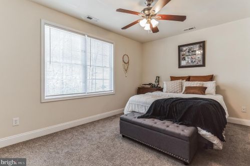 6318 Linden St, Shady Side MD  20764-2910 exterior