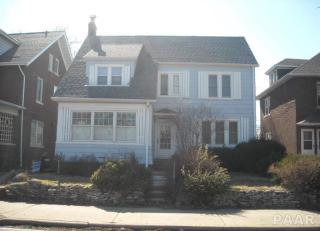 1015 Farmington Rd, Peoria, IL 61606-1062