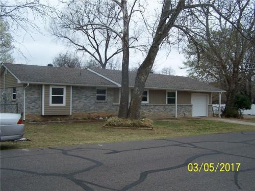 600 Beebe St, Jones, OK 73049-7520
