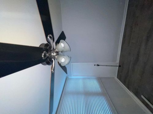 71 Montre Sq, Atlanta GA  30327-4044 exterior