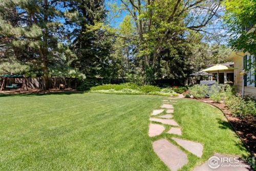 1325 Parkwood Cir, Fort Collins CO  80525-1927 exterior