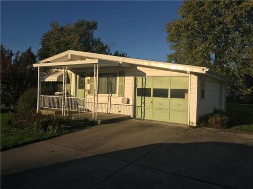 221 Rauthland Ave, Lima, OH 45895-1746