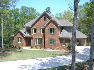2380 Heather Ln, Bogart, GA 30622-5360