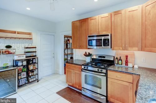 301 Gravers Ln, Philadelphia PA 19118-2802 exterior