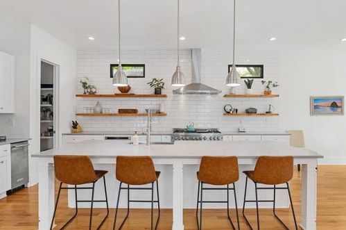 1889 Bixby St, Atlanta GA  30317-2247 exterior