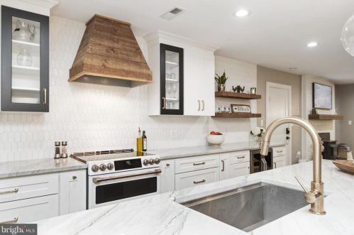 414 Ben Oaks Dr, Severna Park MD 21146-2207 exterior