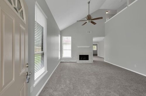 12105 La Salle Oaks, Conroe TX  77304-1383 exterior