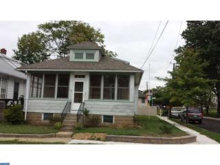309 Delaware St, Gloucester, NJ 08030-2712