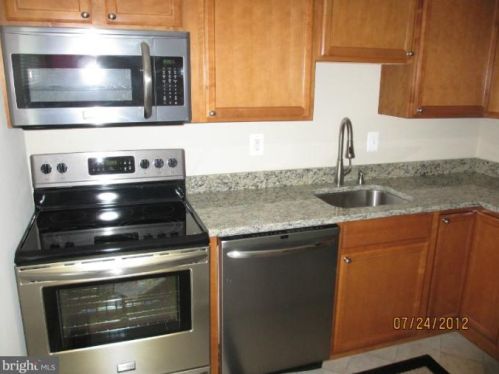 3817 Dunsinane Dr, Silver Spring, MD 20906-2650