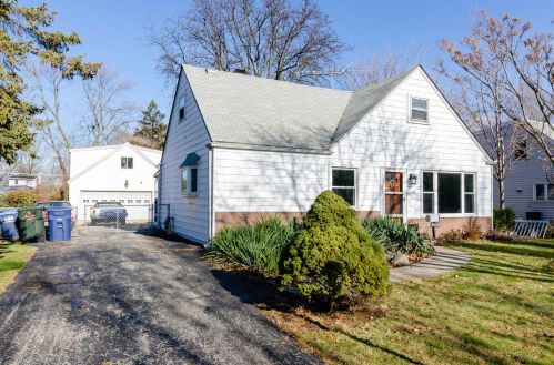 1846 Shore Ave, Des Plaines, IL 60018-3922