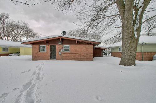 15307 Hastings Dr, Dolton, IL 60419-3103