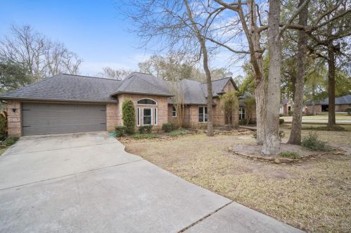 3505 Falcon Way, Conroe TX  77304-0048 exterior