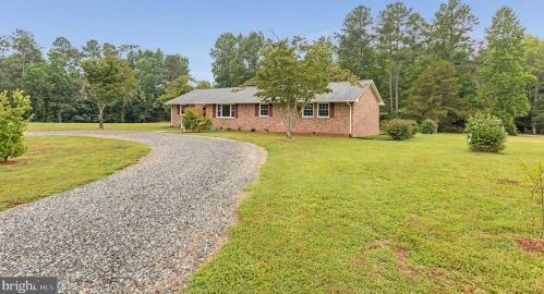 17450 Mill Run Ln, Bowling Green, VA 22427-2124