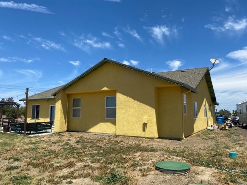 5246 Maple Rd, Vacaville, CA 95687-9470