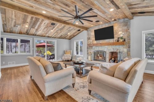 247 Short Hills Dr, Bridgewater, NJ 08807-1546