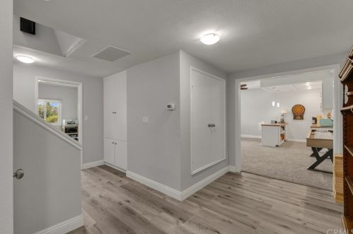 450 25 St, Upland CA 91784-8338 exterior