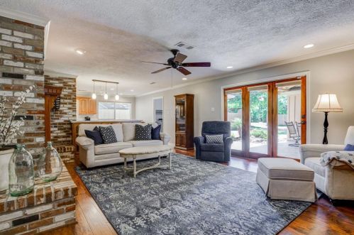 2006 Willowwisp, Taylor Lake Village TX  77586-3311 exterior