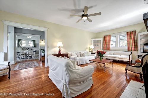 197 Hudson Ave, Tinton Falls NJ 07701-2140 exterior