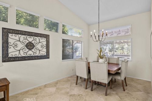 6528 Blackwood St, Riverside CA  92506-6240 exterior